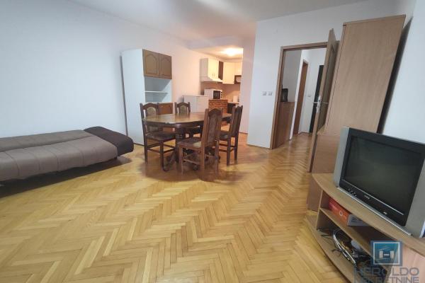 prodaja, stanova,
centar-grad-jagodina, 928847, trosoban