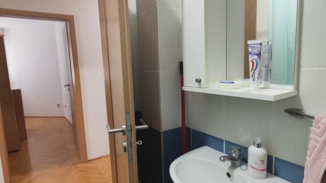 Stan, Trosoban, Prodaja, 71m2, Centar, Gradska lokacija, Jagodina