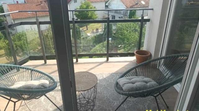 Stan, Trosoban, Prodaja, 92m2, Novi Banovci, Okolno mesto, Beogradska