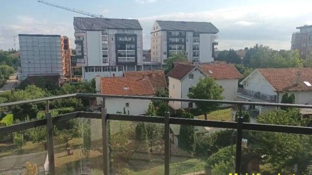 Stan, Trosoban, Prodaja, 92m2, Novi Banovci, Okolno mesto, Beogradska
