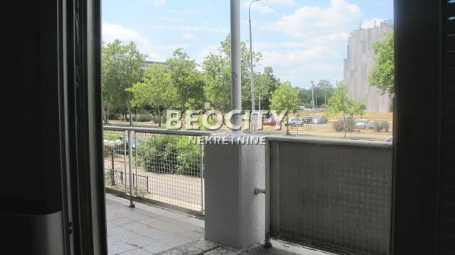 Poslovni prostor, Garsonjera, Izdavanje, 15m2, YUBC, Novi Beograd, Bul. Mihaila Pupina