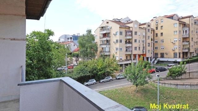 Stan, Trosoban, Prodaja, 68m2, Karaburma, Palilula, Mirijevski bulevar