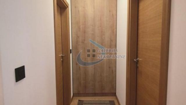 Stan, četvorosoban, Izdavanje, 102m2, Crveni krst, Vračar, Gročanska