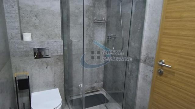 Stan, četvorosoban, Izdavanje, 102m2, Crveni krst, Vračar, Gročanska