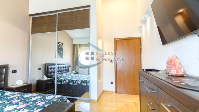 Stan, Trosoban, Prodaja, 80m2, Crveni krst, Vračar, Vojvode Šupljikca