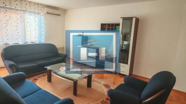 Stan, Izdavanje, 78m2, XI Kongres, Gradska lokacija, Paraćin