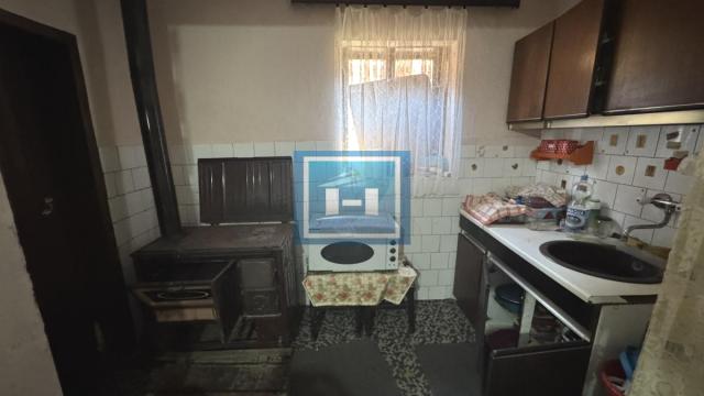 Kuća, četvorosoban, Prodaja, 80m2, Jovac, Okolno mesto, Ćuprija