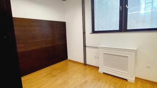 Poslovni prostor, Izdavanje, 67m2, Kalenić pijaca, Vračar, Hadži Đerina