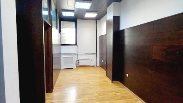 Poslovni prostor, Izdavanje, 67m2, Kalenić pijaca, Vračar, Hadži Đerina