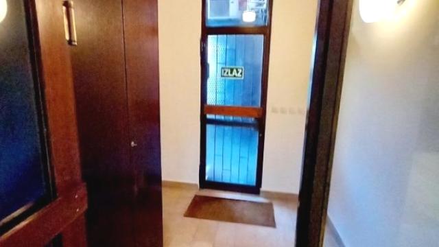 Poslovni prostor, Izdavanje, 67m2, Kalenić pijaca, Vračar, Hadži Đerina