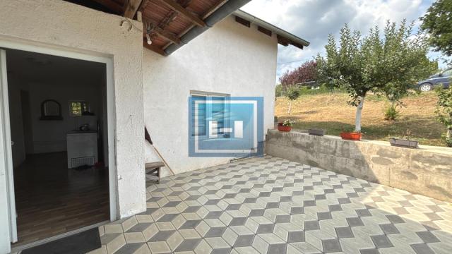Kuća, Trosoban, Prodaja, 120m2, Donje Štiplje, Okolno mesto, Jagodina