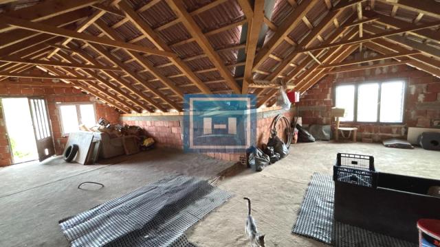 Kuća, Trosoban, Prodaja, 120m2, Donje Štiplje, Okolno mesto, Jagodina