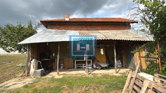 Kuća, Trosoban, Prodaja, 120m2, Donje Štiplje, Okolno mesto, Jagodina