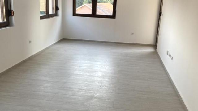 Stan, Trosoban, Prodaja, 79m2, Ruma