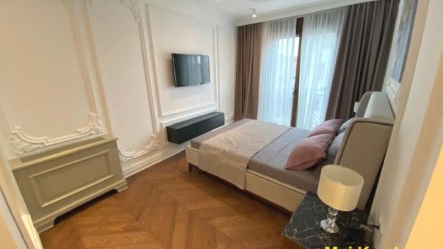 Stan, četvorosoban, Izdavanje, 170m2, Čubura, Vračar, Cara Nikolaja II