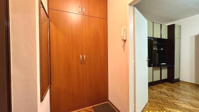 Stan, Trosoban, Prodaja, 61m2, Bulbulder, Zvezdara, Laze Kostića