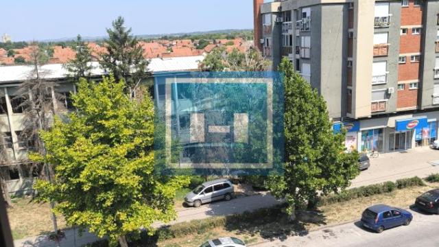 Stan, Trosoban, Prodaja, 98m2, Centar, Gradska lokacija, Ćuprija