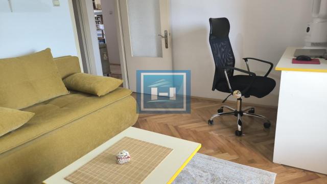 Stan, Trosoban, Prodaja, 98m2, Centar, Gradska lokacija, Ćuprija