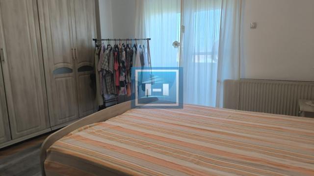 Stan, Trosoban, Prodaja, 98m2, Centar, Gradska lokacija, Ćuprija