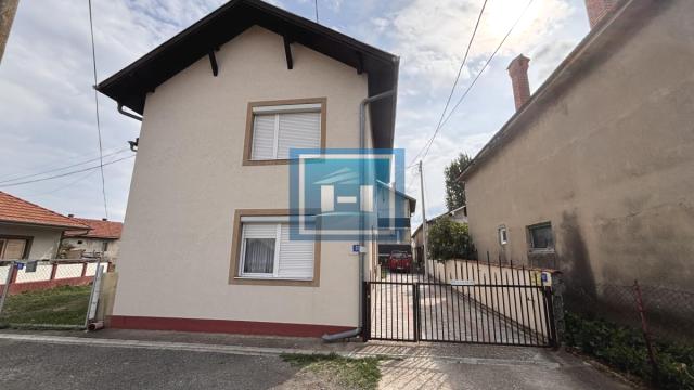 Kuća, Prodaja, 159m2, Jagodina