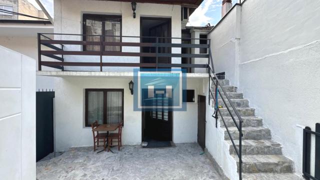 Kuća, četvorosoban, Prodaja, 90m2, Balkanska, Savski venac, Beograd