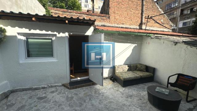 Kuća, četvorosoban, Prodaja, 90m2, Balkanska, Savski venac, Beograd
