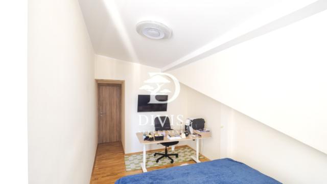 Stan, Trosoban, Prodaja, 85m2, Golubačka