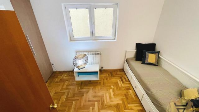 Stan, Trosoban, Izdavanje, 61m2, Lekino brdo, Voždovac, Kruševačka
