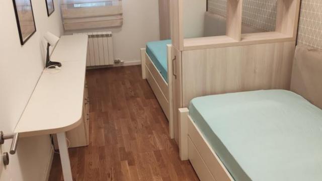 Stan, Trosoban, Izdavanje, 77m2, Hram svetog Save, Vračar, Sazonova