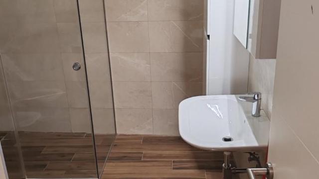 Stan, Trosoban, Izdavanje, 77m2, Hram svetog Save, Vračar, Sazonova