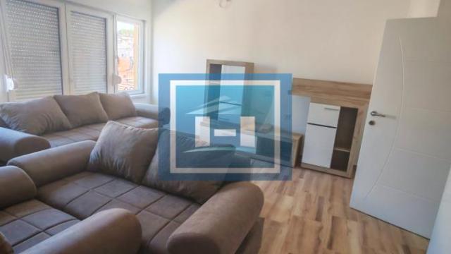 Stan, Trosoban, Izdavanje, 80m2, Paraćin