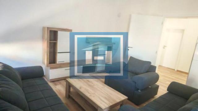 Stan, Trosoban, Izdavanje, 80m2, Paraćin