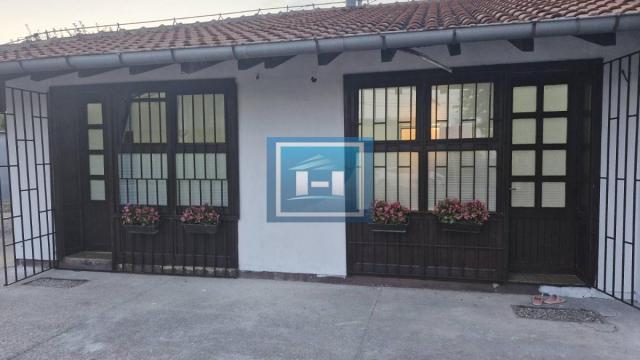 Stan, Izdavanje, 29m2, XI Kongres, Gradska lokacija, Paraćin
