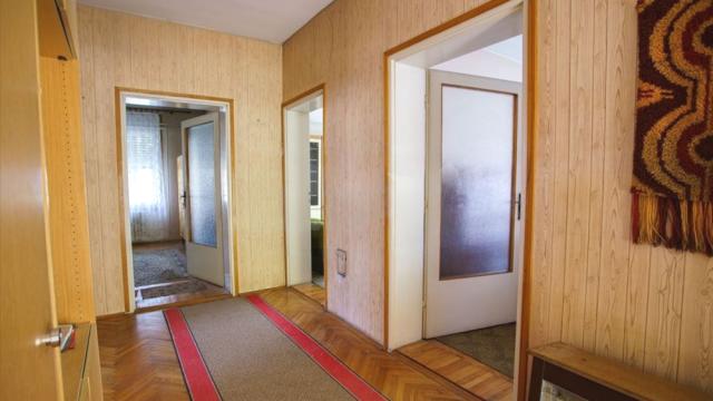 Kuća, Trosoban, Prodaja, 110m2, Suboticki put