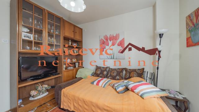 Stan, Trosoban, Prodaja, 77m2, Dorćol, Stari grad, Visokog Stevana