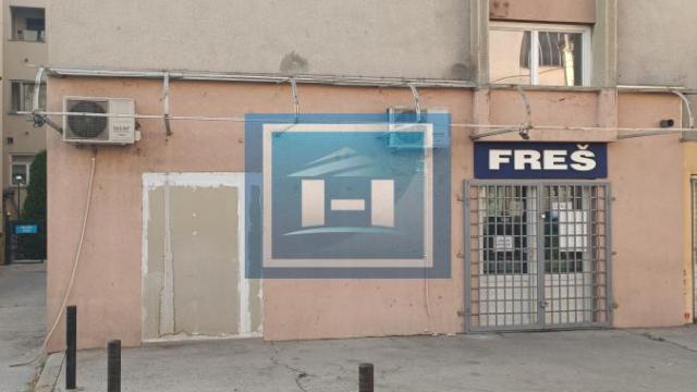 Poslovni prostor, Izdavanje, 56m2, Centar, Gradska lokacija, Paraćin