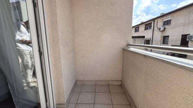 Stan, Dvosoban, Izdavanje, 43m2, Marka Oreškovića