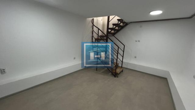 Poslovni prostor, Prodaja, 38m2, Pivara, Gradska lokacija, Jagodina