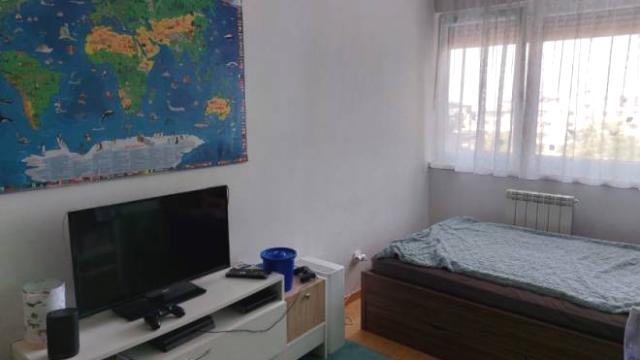 Stan, Dvoiposoban, Izdavanje, 64m2, Gusinjska