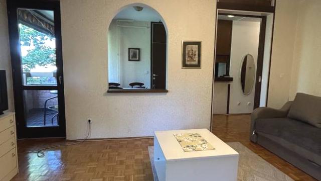 Stan, Dvosoban, Izdavanje, 58m2, Višnjički venac