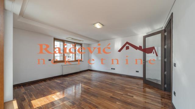 Stan, četvorosoban, Prodaja, 104m2, Crveni krst, Vračar, Save Tekelije