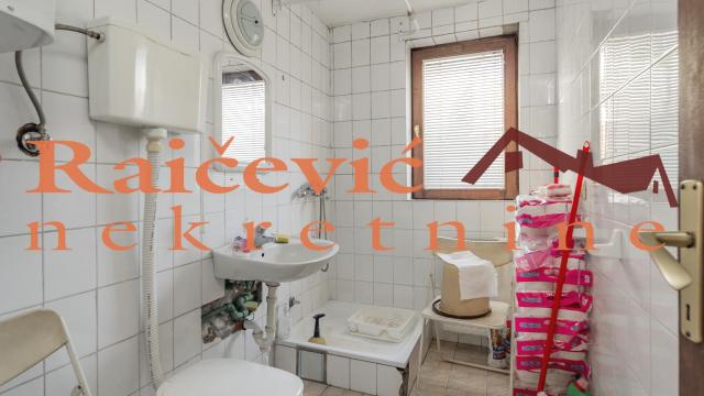 Poslovni prostor, Trosoban, Izdavanje, 72m2, Voždovac, Vojvode Stepe