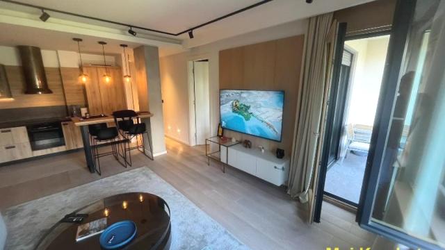 Stan, Dvoiposoban, Prodaja, 76m2, Dorćol, Stari grad, Knićaninova