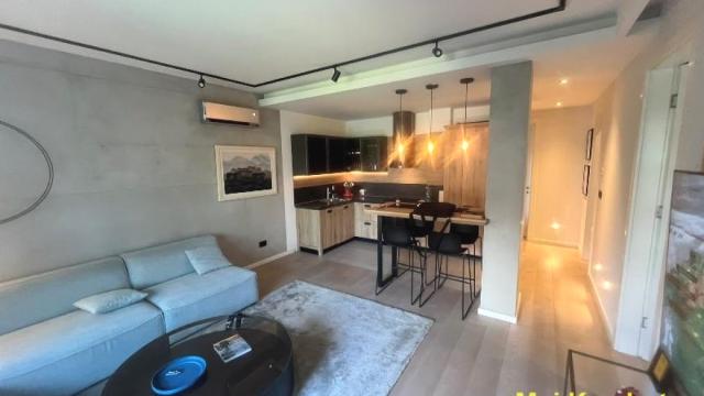 Stan, Dvoiposoban, Prodaja, 76m2, Dorćol, Stari grad, Knićaninova