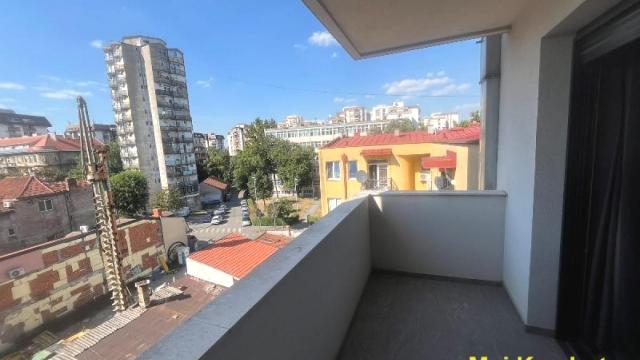 Stan, Dvoiposoban, Prodaja, 76m2, Dorćol, Stari grad, Knićaninova