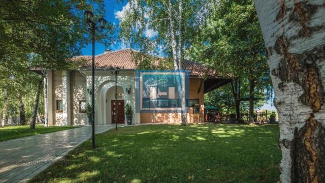 Poslovni prostor, Prodaja, 1100m2, Centar, Gradska lokacija, Ćuprija