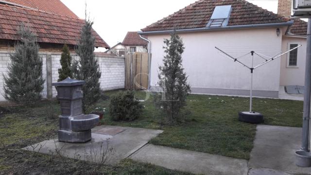 Kuća, Trosoban, Prodaja, 89m2, Goge, Gradska lokacija, Sombor