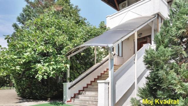 Kuća, Izdavanje, 390m2, Dedinje, Savski venac, Diane Budisavljević