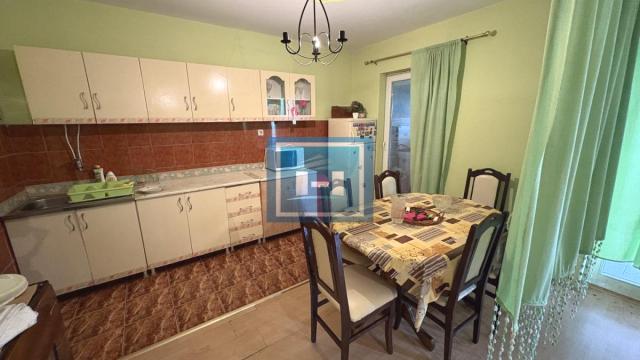 Kuća, Petosoban, Prodaja, 415m2, Aqua park, Gradska lokacija, Jagodina