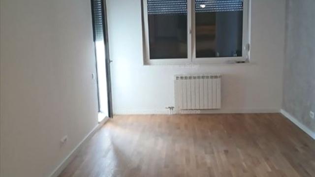 Stan, Trosoban, Prodaja, 68m2, Konjarnik, Voždovac, Mirka Sandica 5